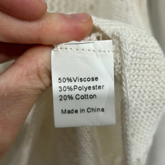 Simply Couture White Knit Heart Pattern Scoop Neck Top High-Low Hem Sz S Relaxed - Picture 6 of 12